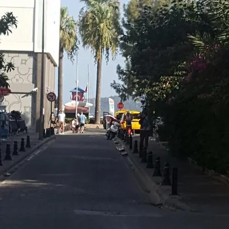 Suna Sahil Evi * Marmaris